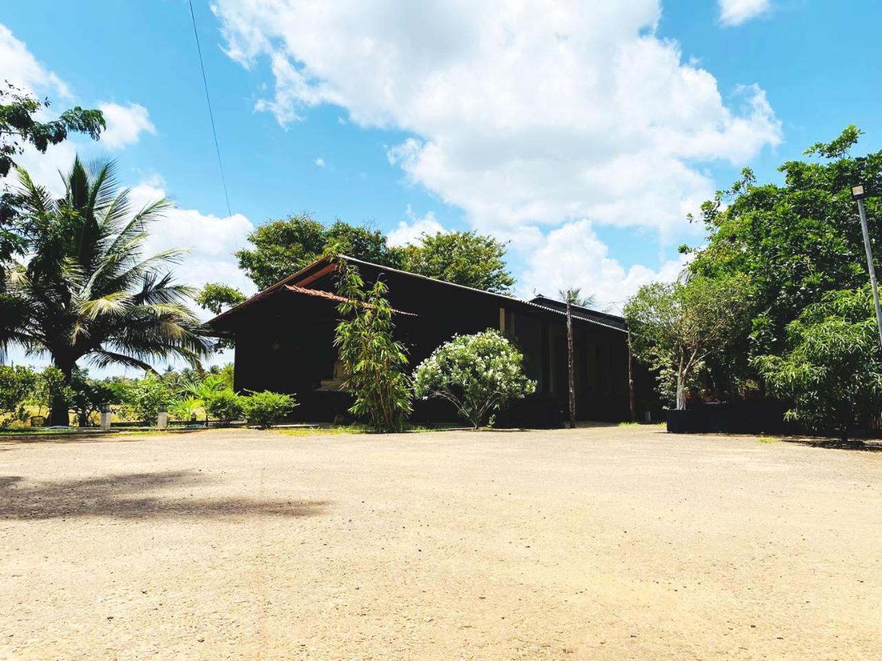 Athyantha Resort Anuradhapura Dış mekan fotoğraf