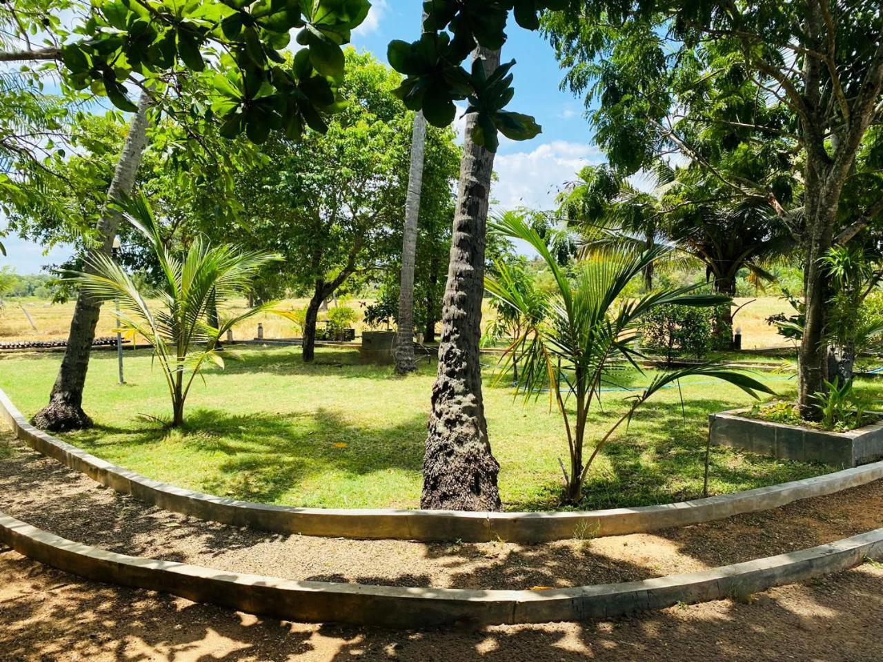 Athyantha Resort Anuradhapura Dış mekan fotoğraf